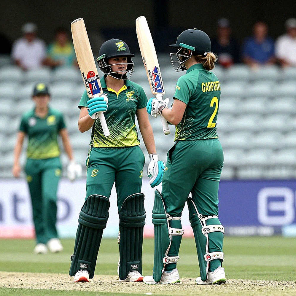 Caps 217 and 218: Cricket's Namesake Quiz and the Record-Keeping Error No Scorebook Shows